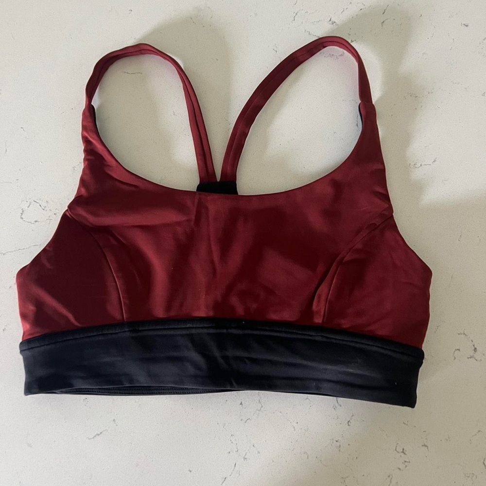 Lulu Lemon Sports Bra